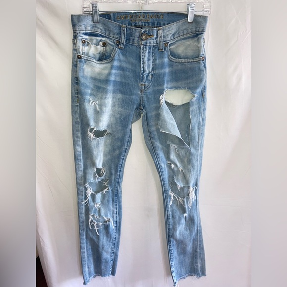 American Eagle Outfitters Denim - AMERICAN EAGLE OUTFITTERS SKINNY DENIM FLEX DISTRESSED JEANS